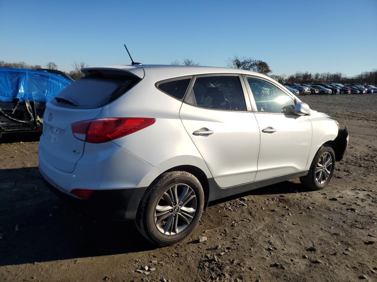 Image 3 of 2015 HYUNDAI TUCSON GLS 2015 with VIN KM8JTCAF7FU984731