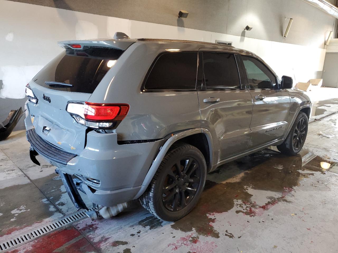 Image 3 of 2021 JEEP GRAND CHEROKEE LAREDO 2021 with VIN 1C4RJEAG1MC831170