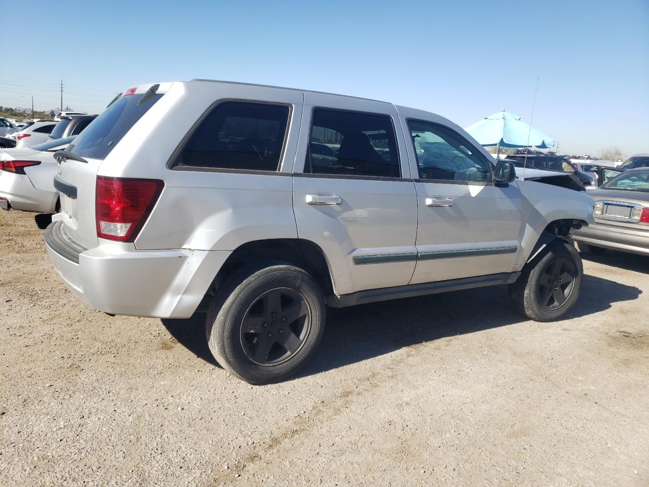 Image 3 of 2008 JEEP GRAND CHEROKEE LAREDO 2008 with VIN 1J8GS48K98C246621