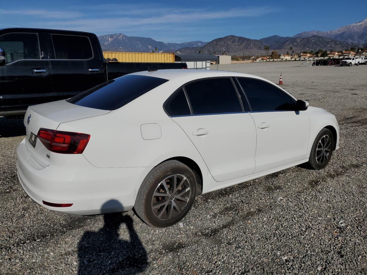 Image 3 of 2017 VOLKSWAGEN JETTA SE 2017 with VIN 3VWDB7AJ4HM218475