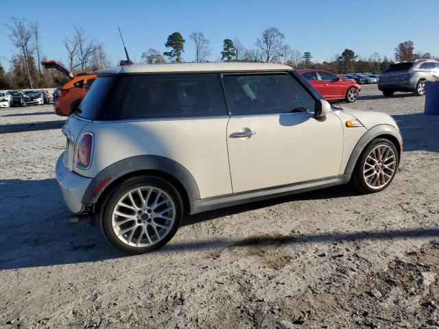 Image 3 of 2010 MINI COOPER  2010 with VIN WMWMF3C58ATZ67347