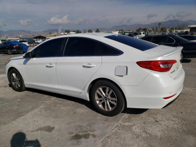 Obraz 2 z 2015 HYUNDAI SONATA SE 2015 z VIN 5NPE24AF7FH001393