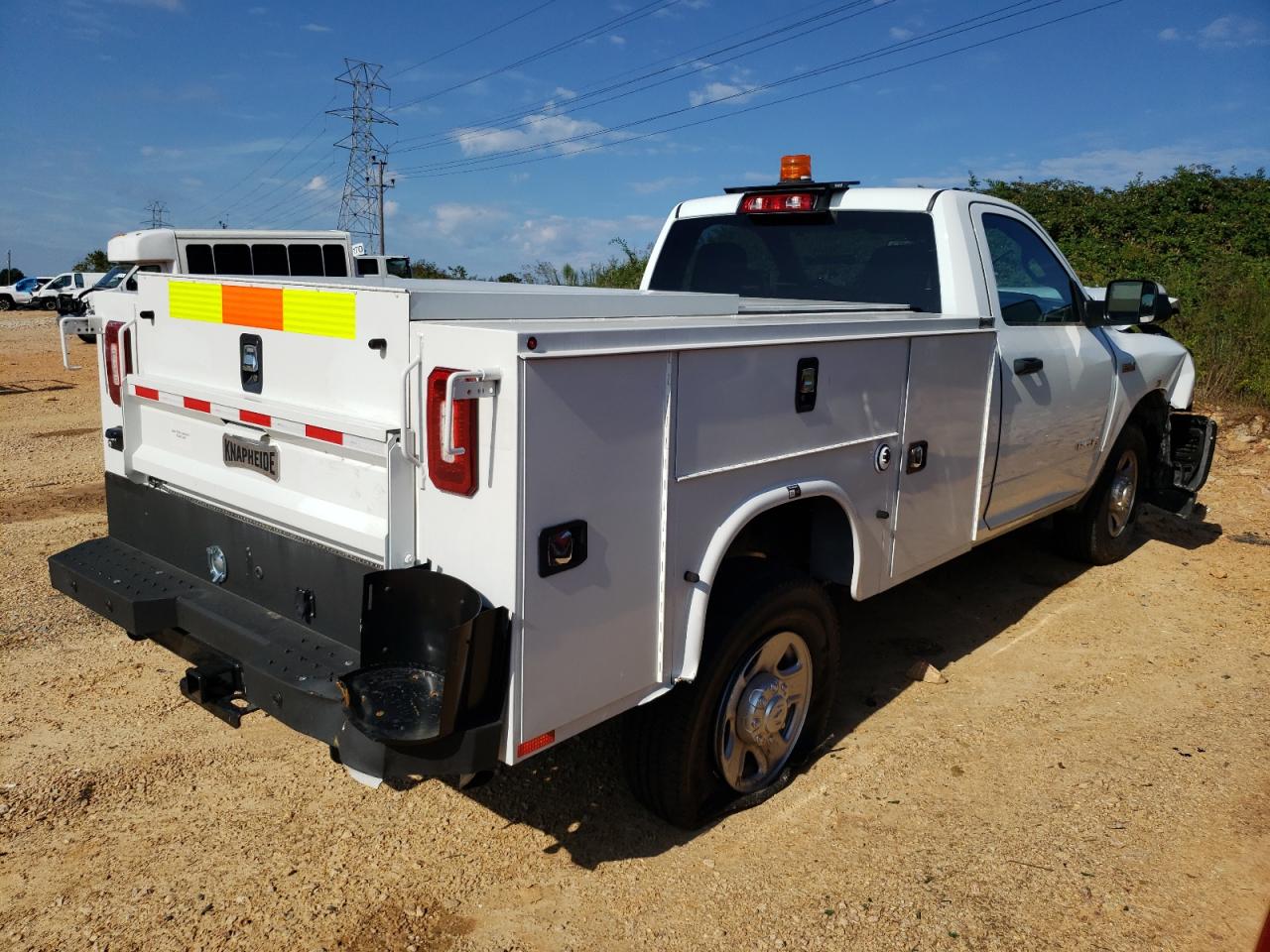 Image 3 of 2022 RAM 3500 TRADESMAN 2022 with VIN 3C7WR2AJ4NG333505