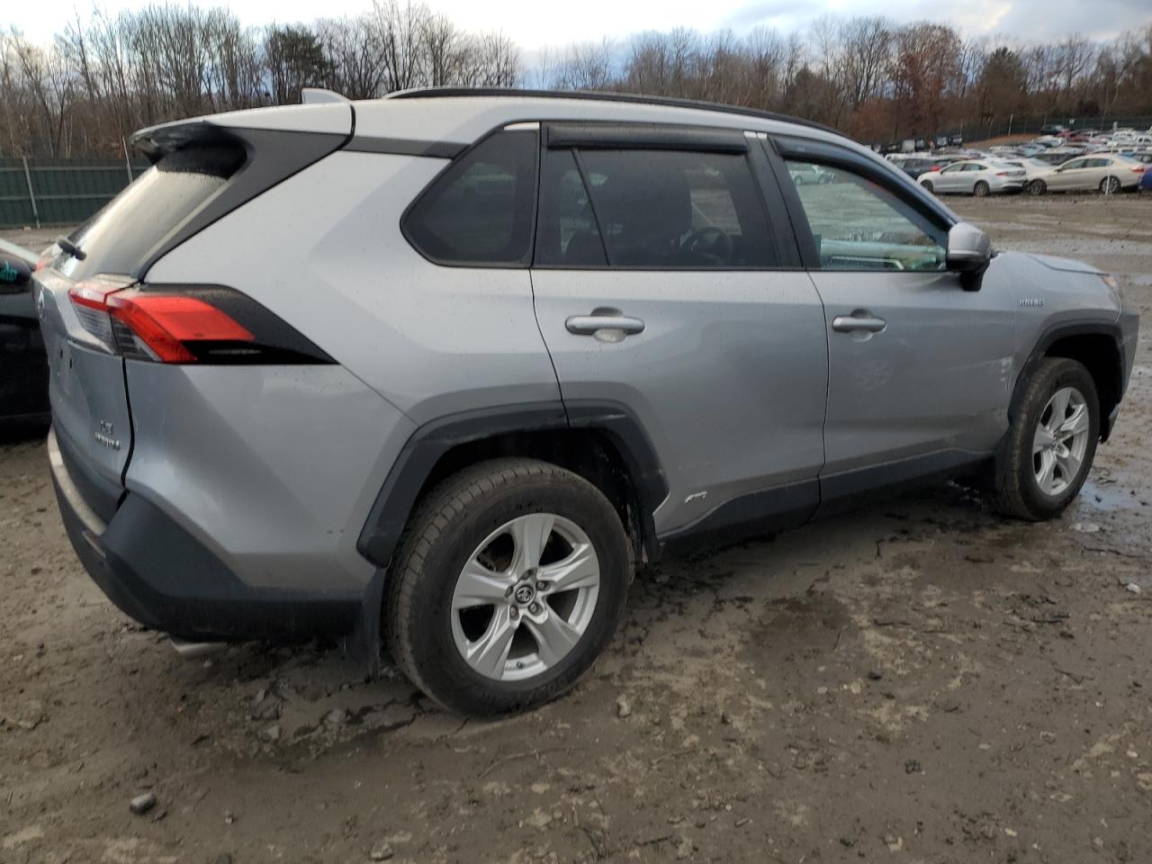 Image 3 of 2021 TOYOTA RAV4 LE 2021 with VIN 4T3M6RFVXMU027070