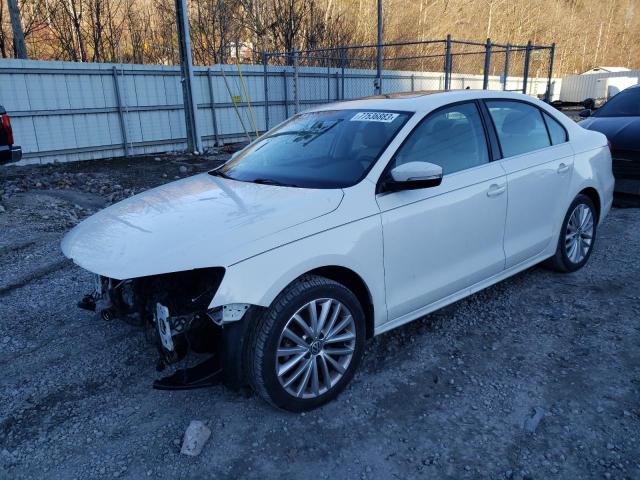 Image 1 of 2013 VOLKSWAGEN JETTA TDI 2013 with VIN 3VWLL7AJ9DM395817