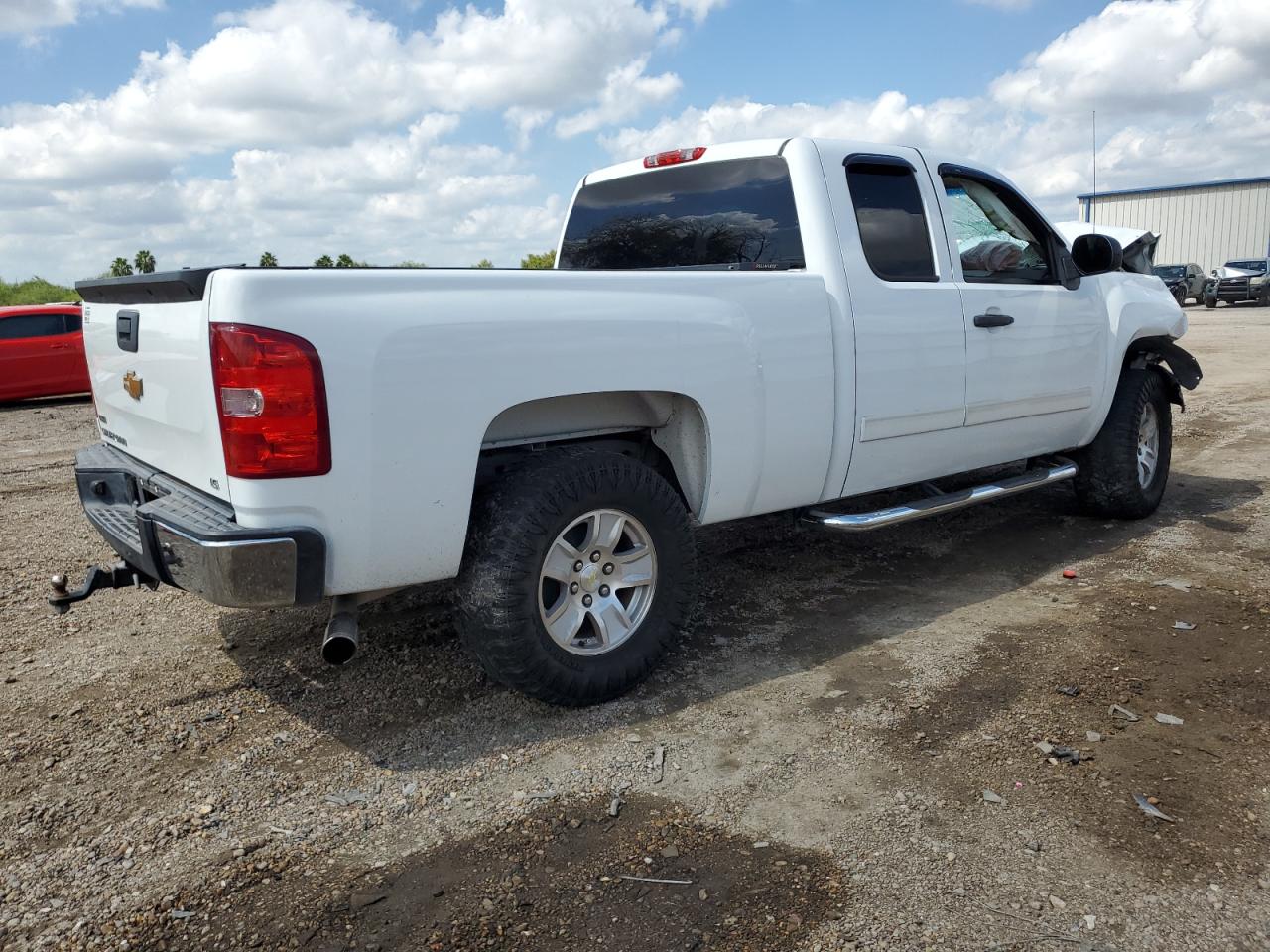 Изображение 3 2012 CHEVROLET SILVERADO C1500  LS 2012 с VIN 1GCRCREA7CZ205934