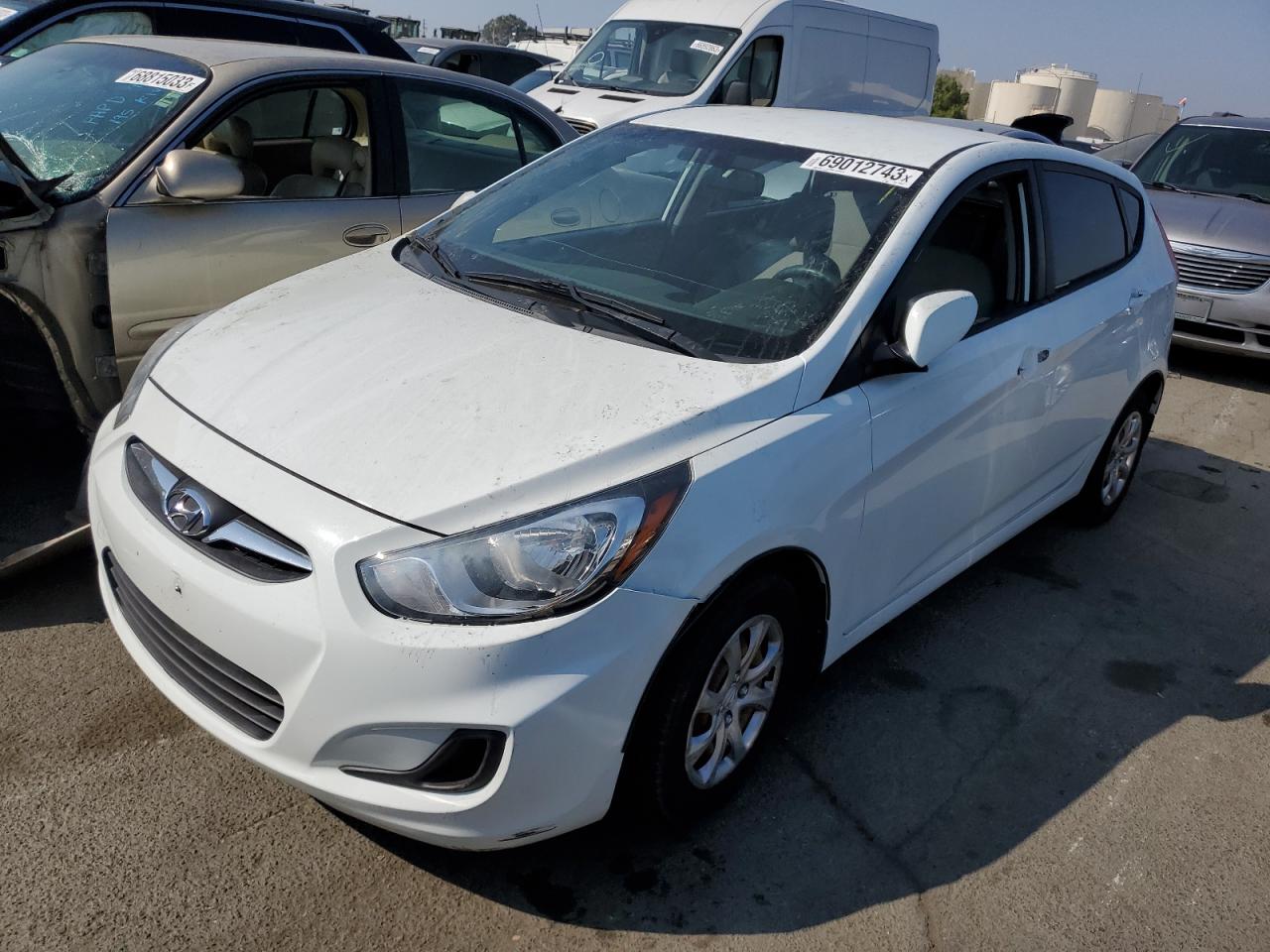 Obraz 1 z 2013 HYUNDAI ACCENT GLS 2013 z VIN KMHCT5AE7DU126300