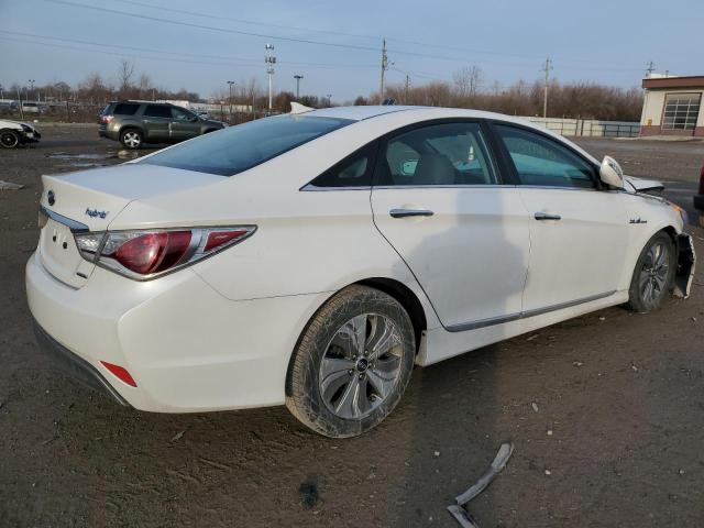 Image 3 of 2013 HYUNDAI SONATA HYBRID 2013 with VIN KMHEC4A46DA091440
