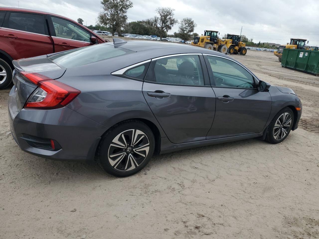 Obraz 3 z 2016 HONDA CIVIC EX 2016 z VIN 2HGFC1F33GH658914