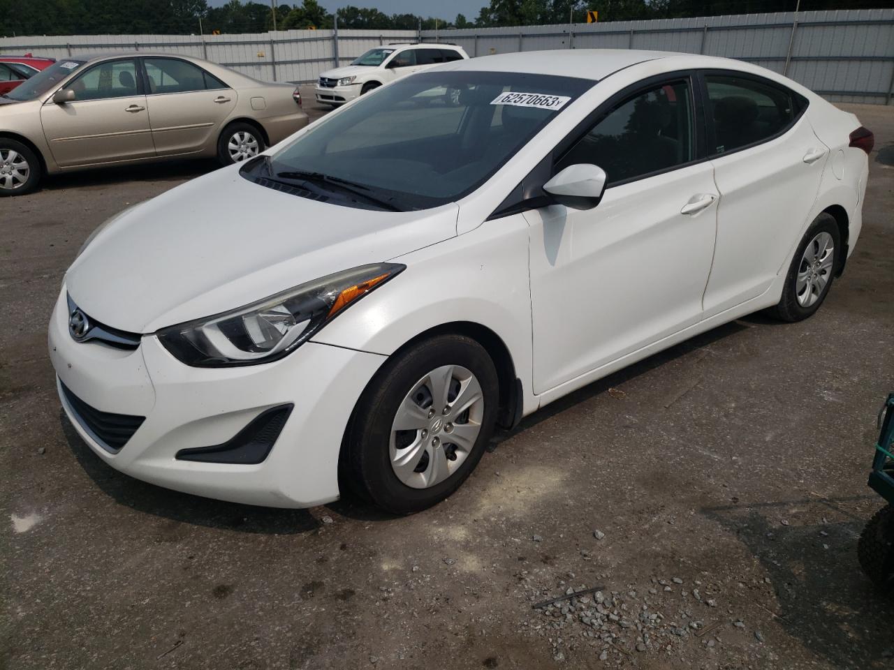 Изображение 1 2016 HYUNDAI ELANTRA SE 2016 с VIN 5NPDH4AE0GH679311