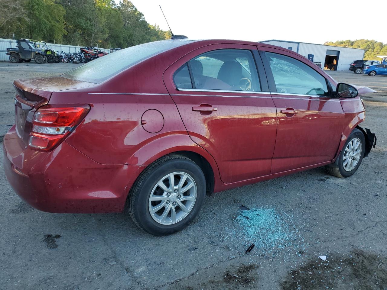 Изображение 3 2018 CHEVROLET SONIC LT 2018 с VIN 1G1JD5SH8J4140082