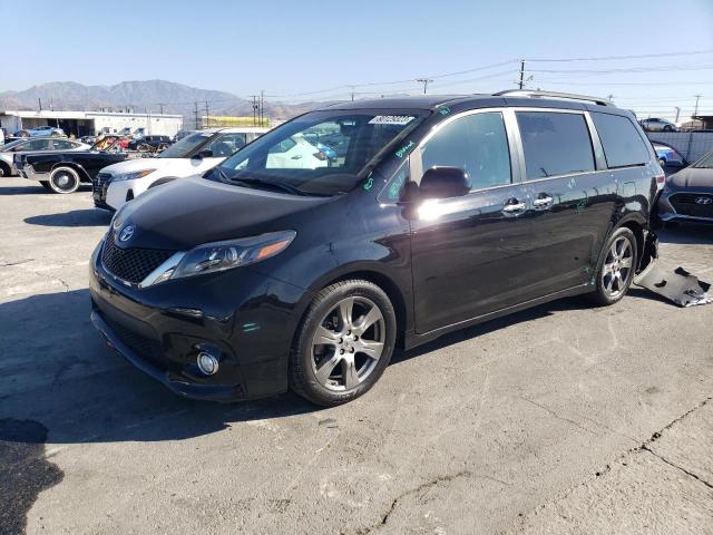 Image 1 of 2017 TOYOTA SIENNA SE 2017 with VIN 5TDXZ3DC7HS823396