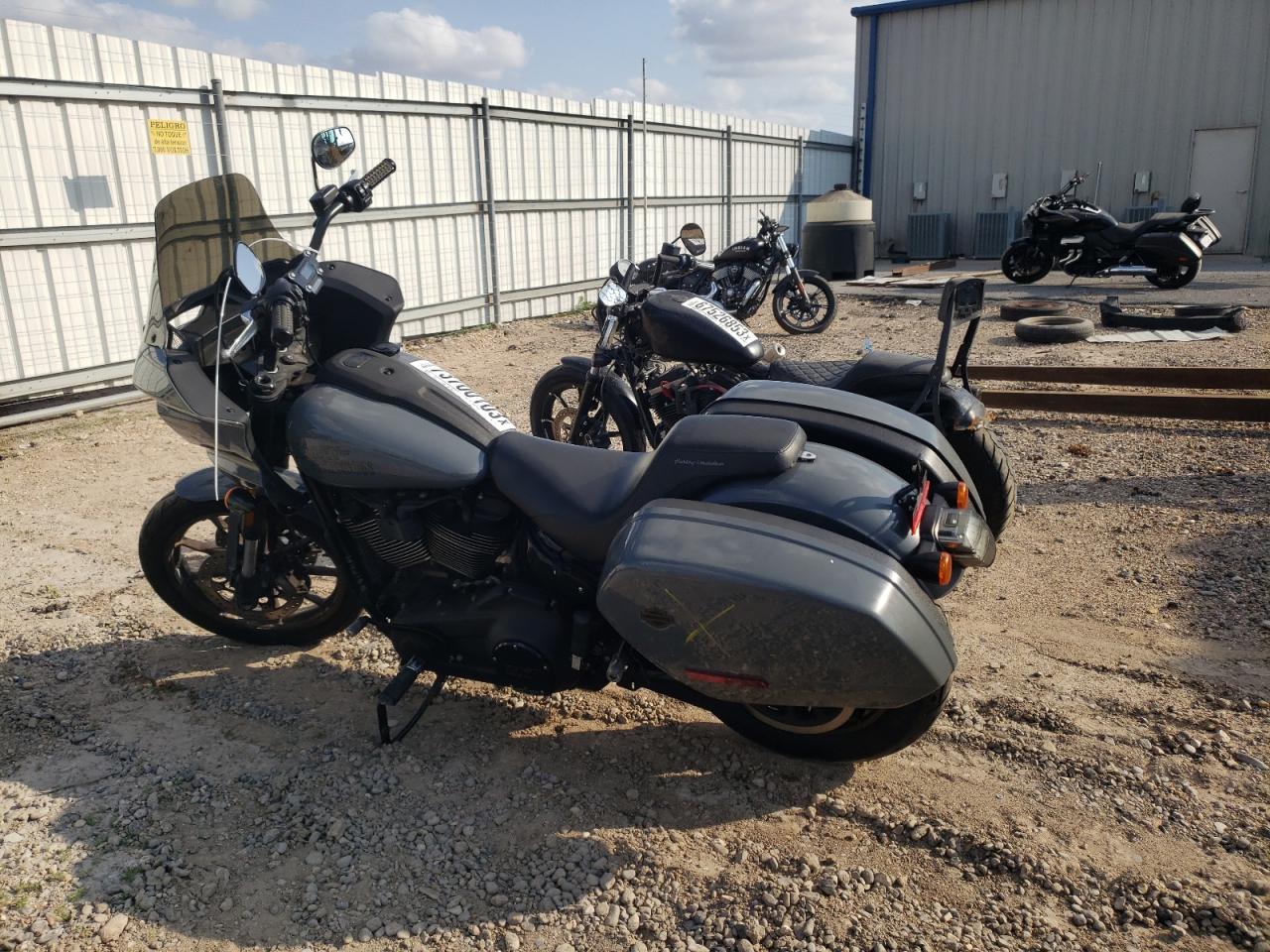 Image 3 of 2022 HARLEY-DAVIDSON FXLRST  2022 with VIN 1HD1YXZ18NB033923