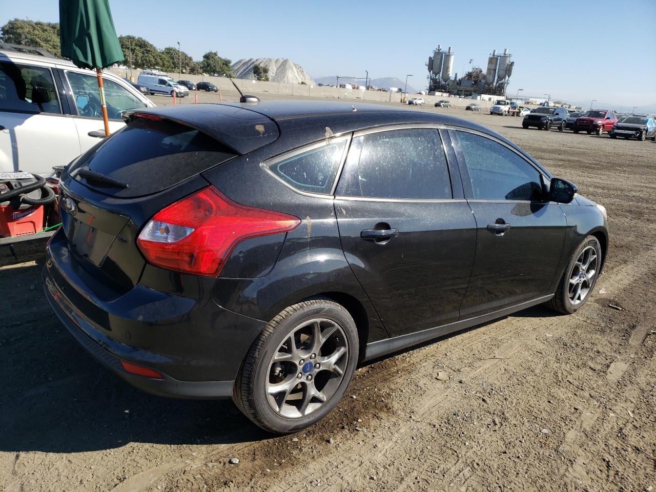 Image 3 of 2013 FORD FOCUS SE 2013 with VIN 1FADP3K29DL244981