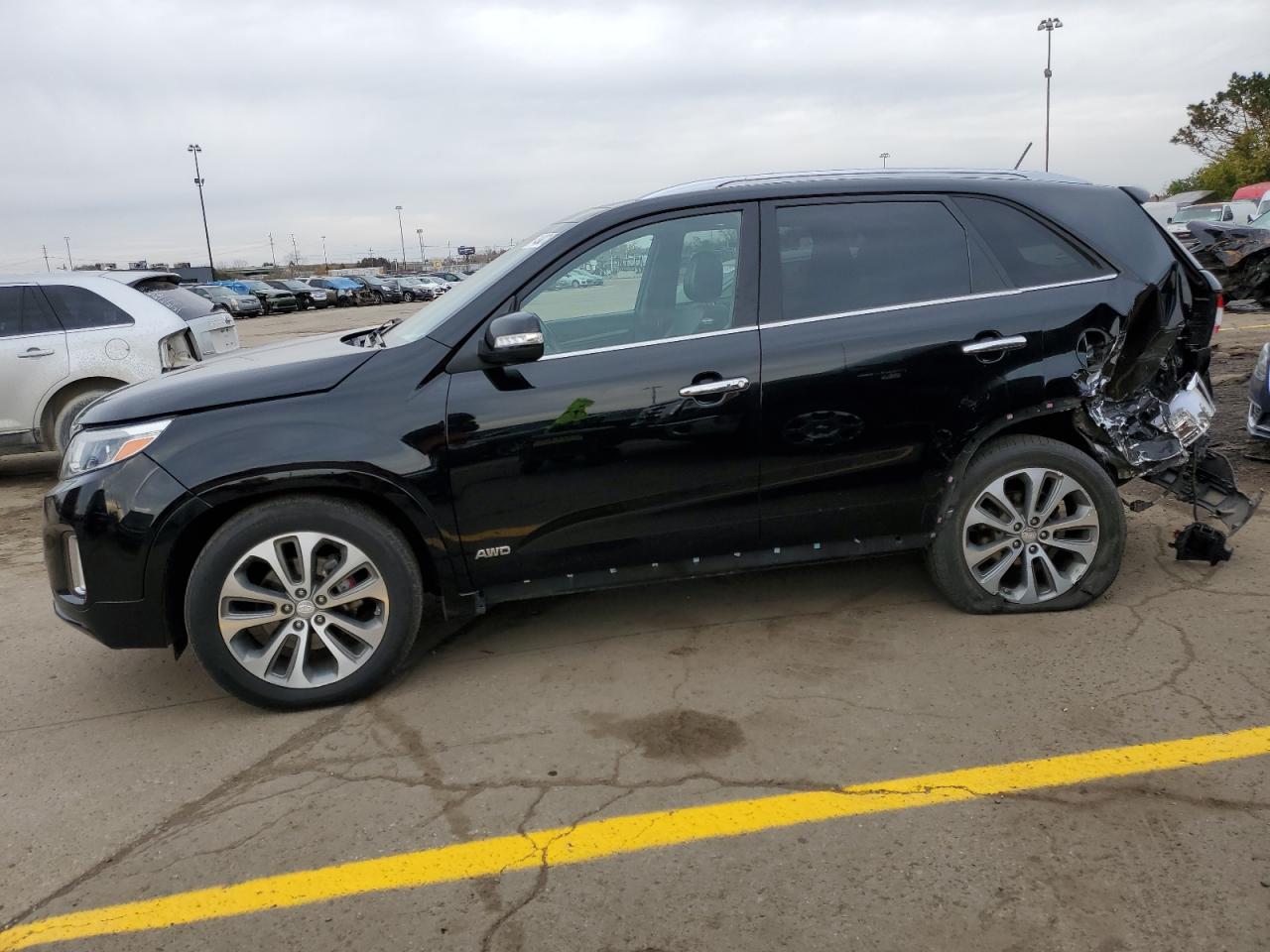 Image 1 of 2015 KIA SORENTO SX 2015 with VIN 5XYKWDA76FG588340