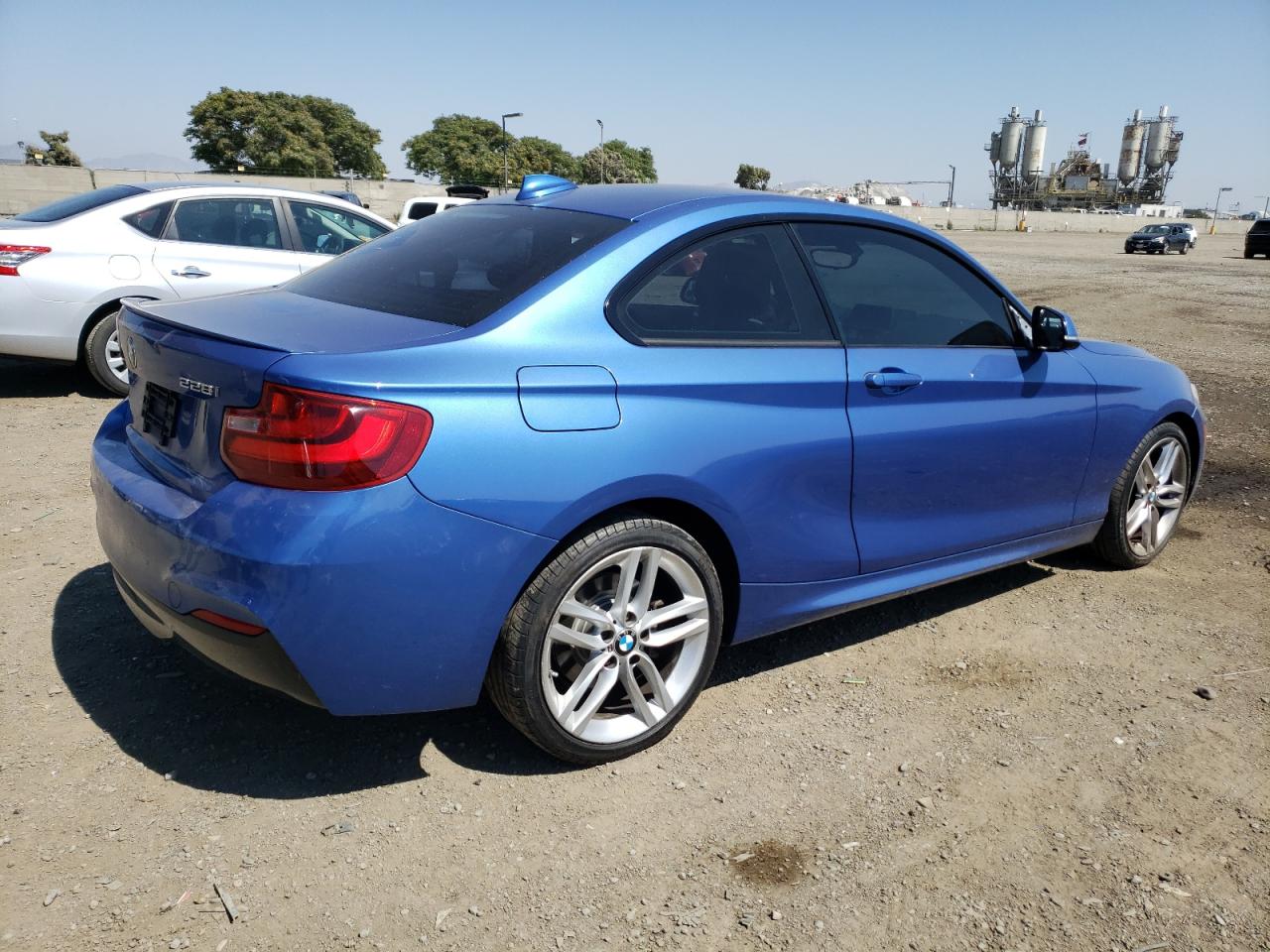 Obraz 3 z 2015 BMW 228 XI 2015 z VIN WBA1F7C5XFVX95490