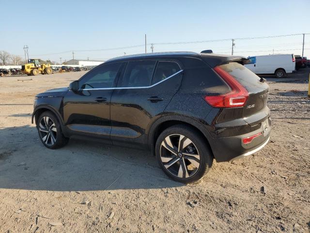 Image 2 of 2023 VOLVO XC40 PLUS 2023 with VIN YV4L12UN7P2013108
