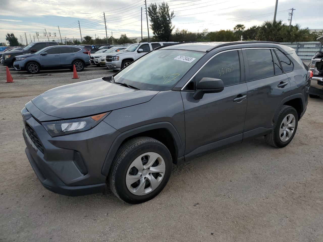 Obraz 1 z 2021 TOYOTA RAV4 LE 2021 z VIN 2T3H1RFV5MC158280