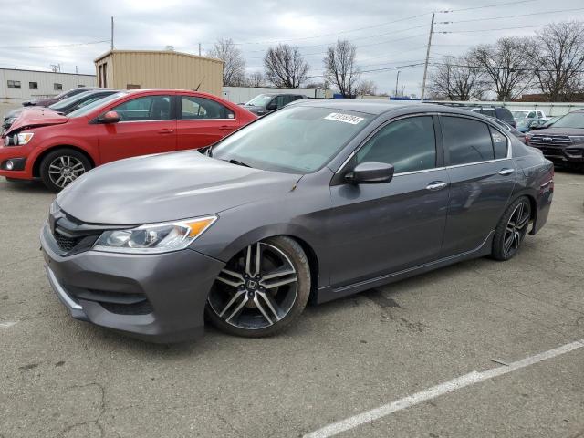 Obraz 1 z 2017 HONDA ACCORD SPORT 2017 z VIN 1HGCR2F69HA025402