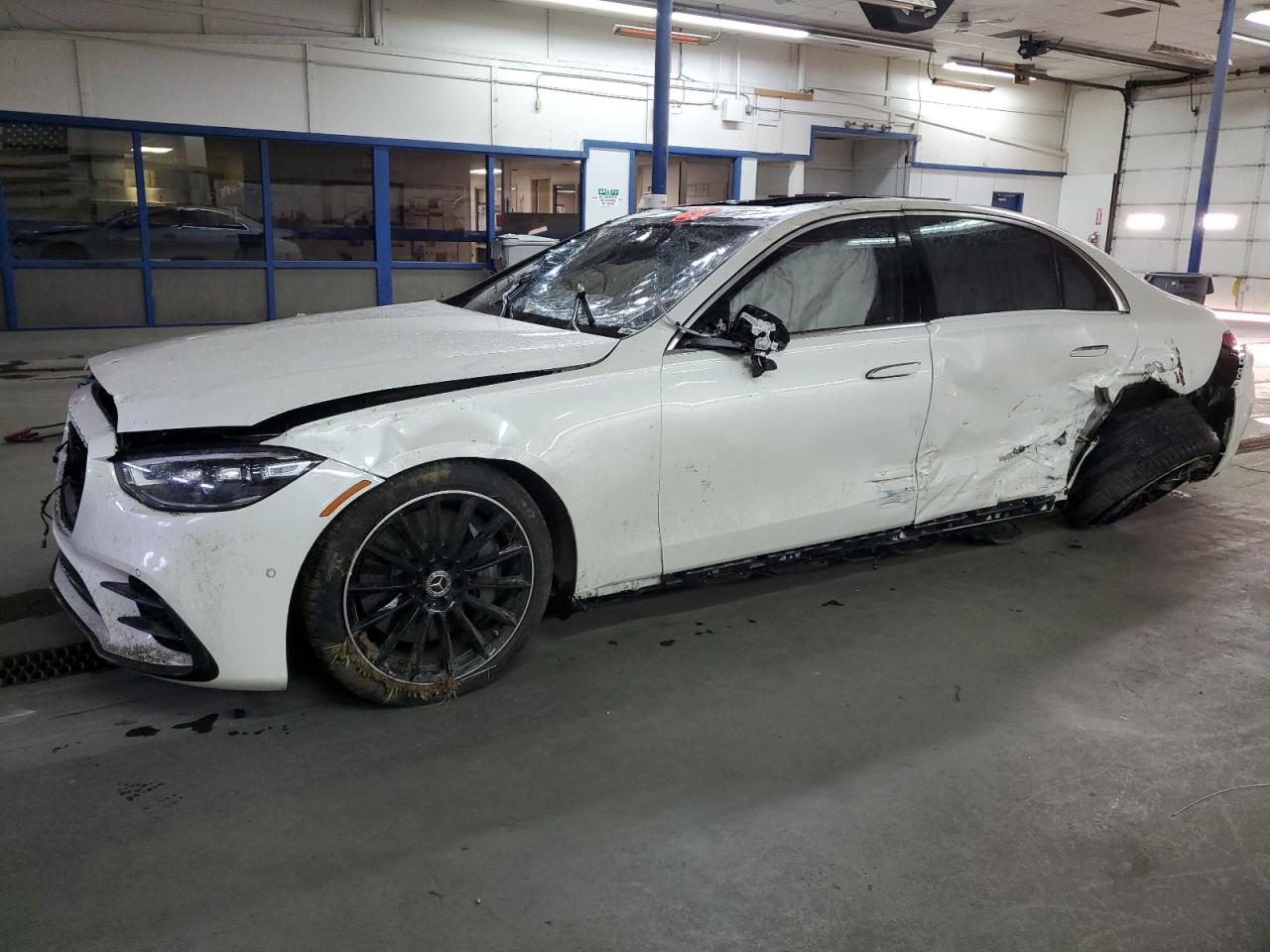 Image 1 of 2022 MERCEDES-BENZ S 580 4MATIC 2022 with VIN W1K6G7GBXNA155023