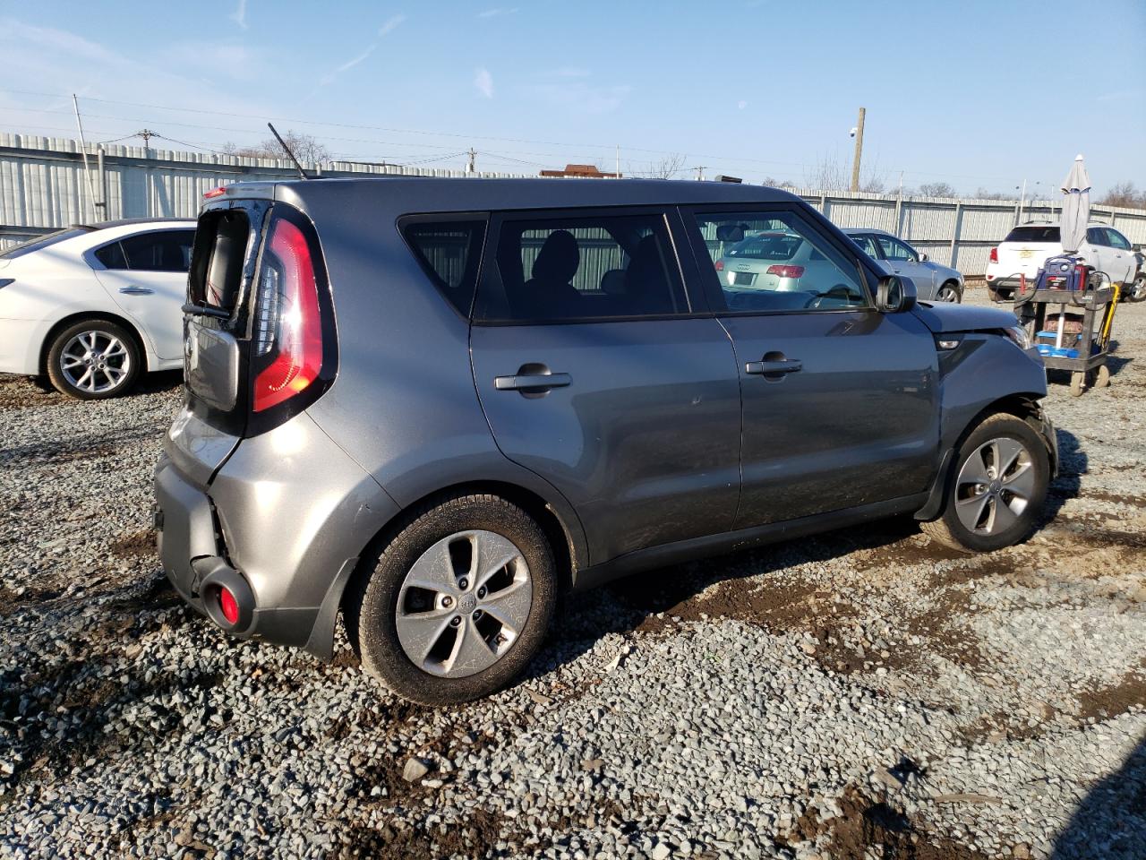 Image 3 of 2014 KIA SOUL  2014 with VIN KNDJN2A27E7109359