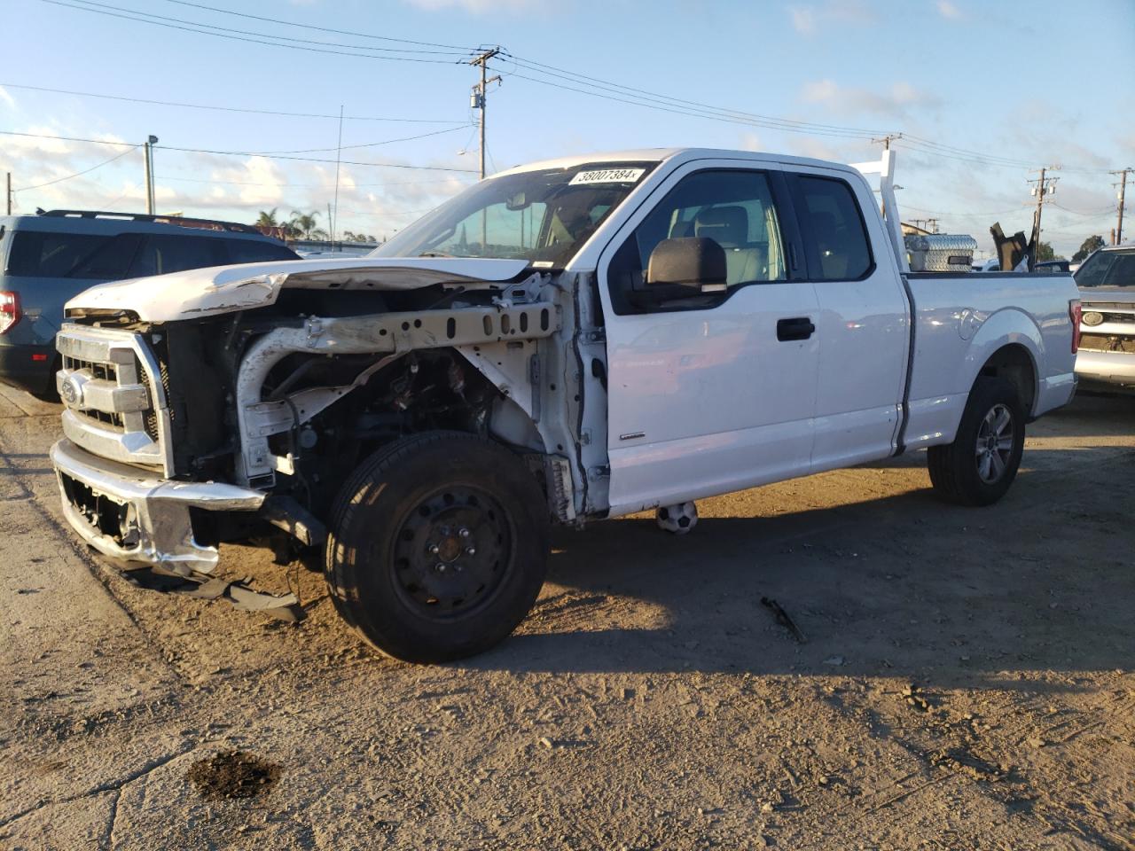 Изображение 1 2017 FORD F150 SUPER CAB 2017 с VIN 1FTEX1CP3HKC19230