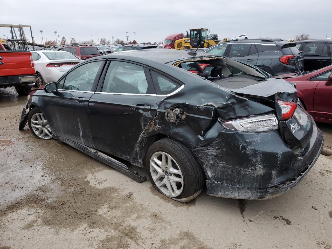 Image 2 of 2015 FORD FUSION SE 2015 with VIN 1FA6P0H75F5102421