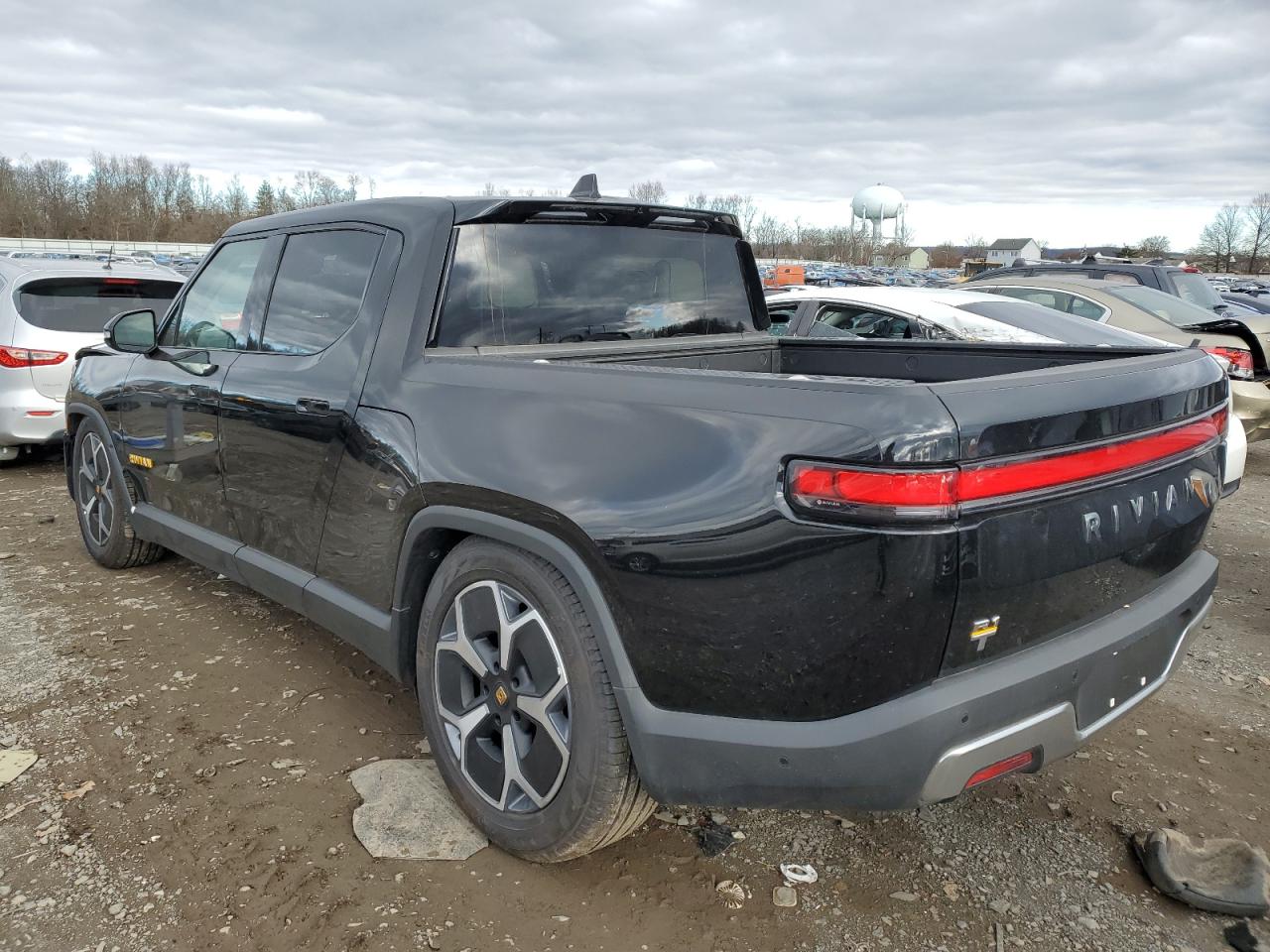 Obraz 2 z 2022 RIVIAN R1T ADVENTURE 2022 z VIN 7FCTGAAA5NN014356