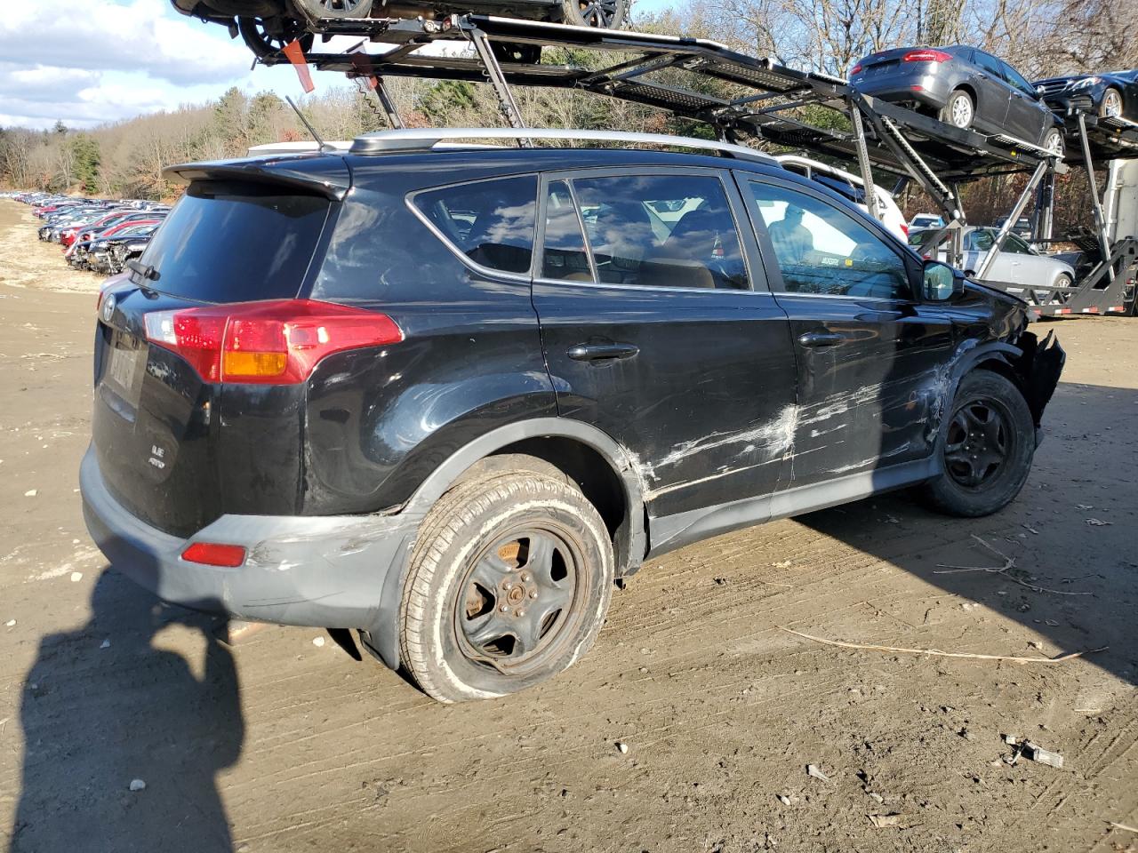 Image 3 of 2013 TOYOTA RAV4 LE 2013 with VIN 2T3BFREV8DW077250