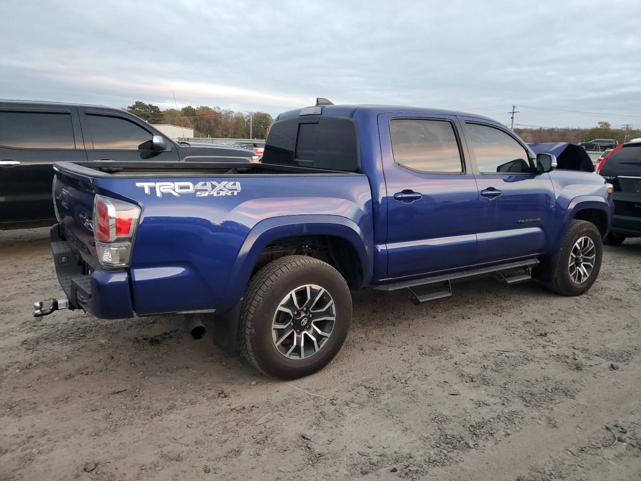 Image 3 of 2023 TOYOTA TACOMA DOUBLE CAB 2023 with VIN 3TMCZ5AN7PM587055