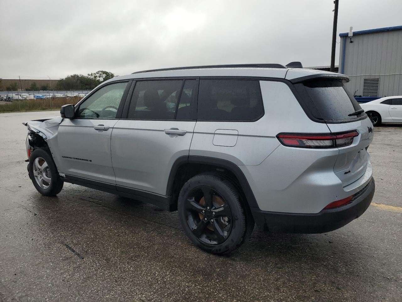 Изображение 2 2023 JEEP GRAND CHEROKEE LIMITED 2023 с VIN 1C4RJKAG3P8871224