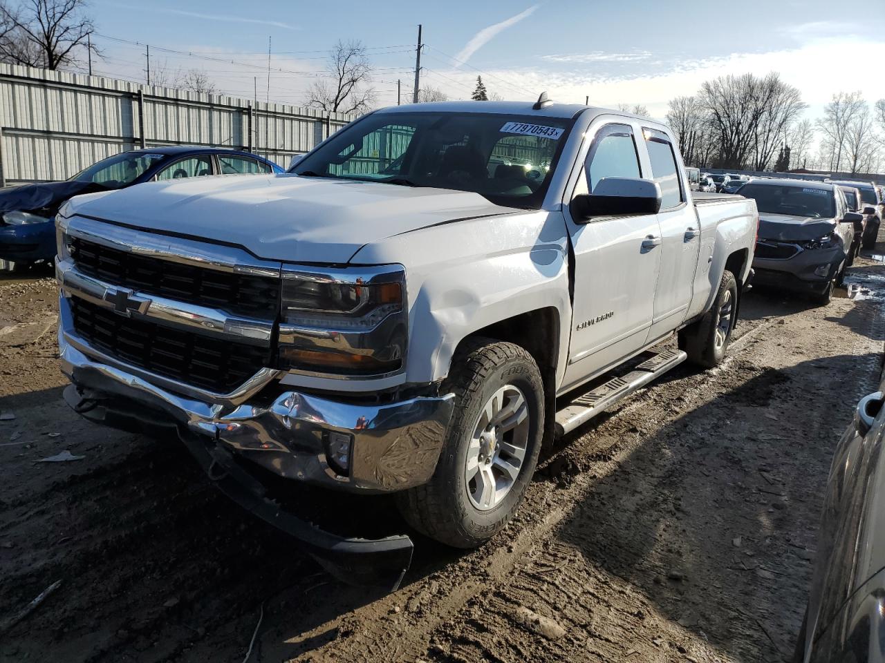 Obraz 1 z 2016 CHEVROLET SILVERADO K1500 LT 2016 z VIN 1GCVKREC1GZ105658