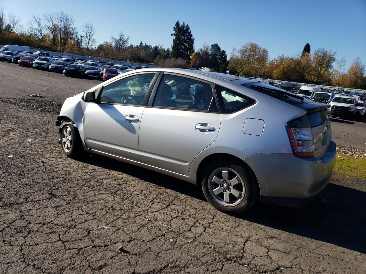 Image 2 of 2005 TOYOTA PRIUS  2005 with VIN JTDKB22U057044447