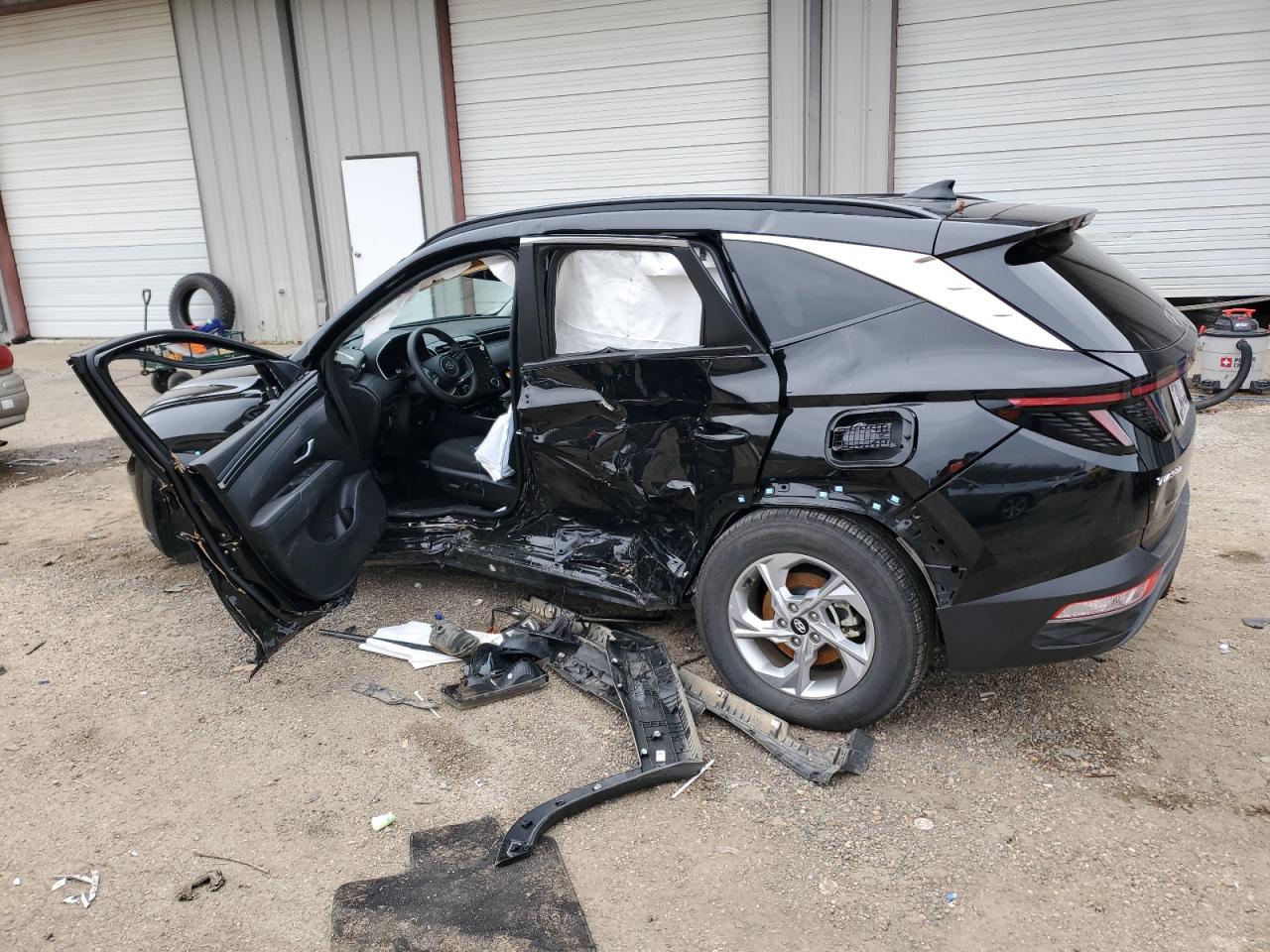 Изображение 2 2023 HYUNDAI TUCSON SEL 2023 с VIN 5NMJB3AE9PH201206