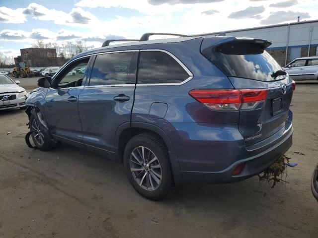 Image 2 of 2017 TOYOTA HIGHLANDER SE 2017 with VIN 5TDJZRFH6HS434766