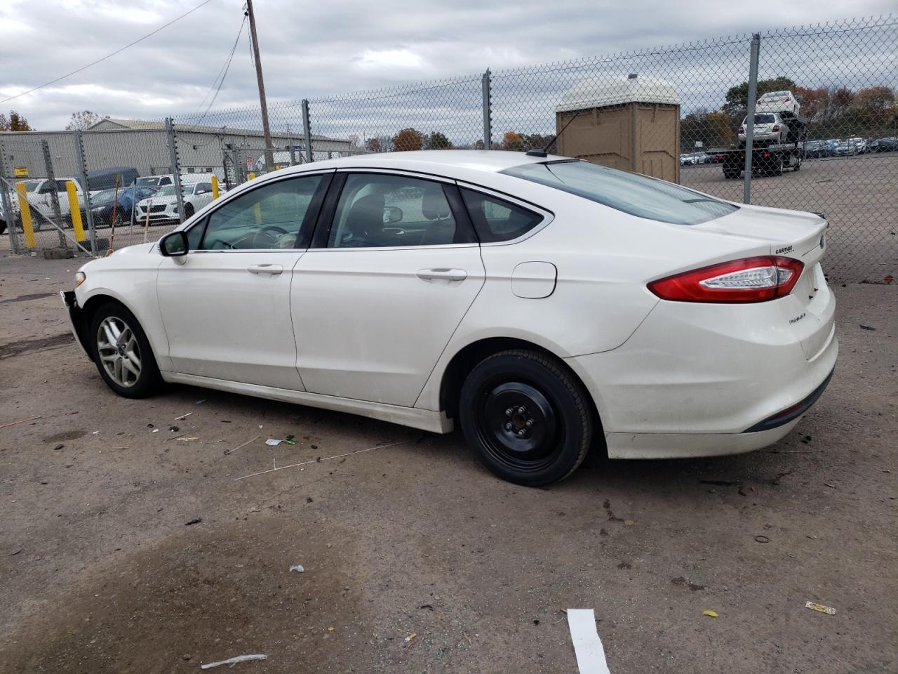Image 2 of 2014 FORD FUSION SE 2014 with VIN 3FA6P0HD1ER265987