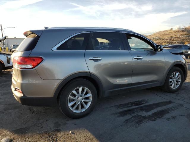 Obraz 3 z 2016 KIA SORENTO LX 2016 z VIN 5XYPG4A30GG157803