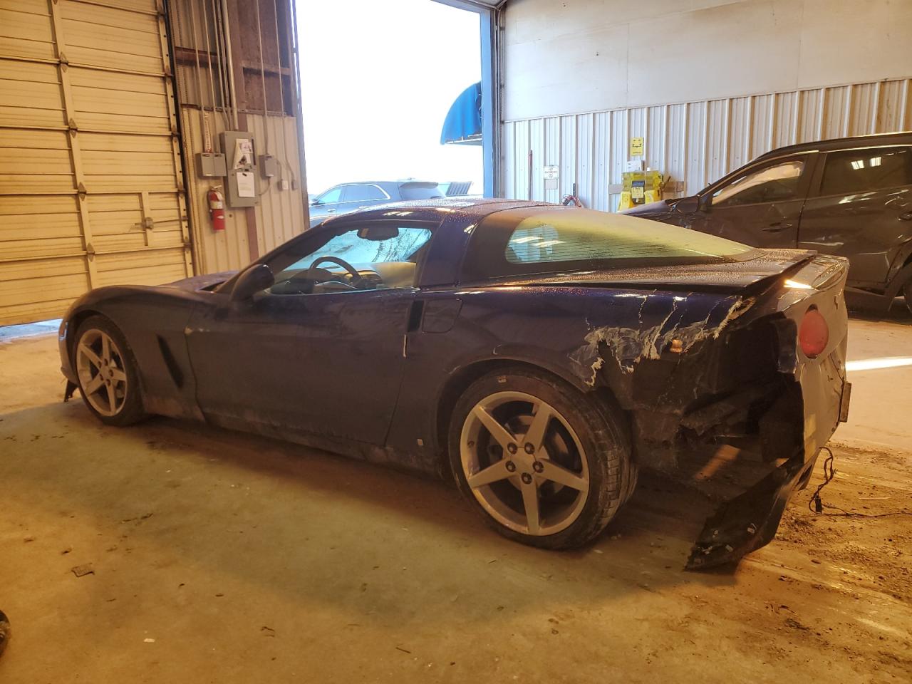 Image 2 of 2006 CHEVROLET CORVETTE  2006 with VIN 1G1YY26U965125035