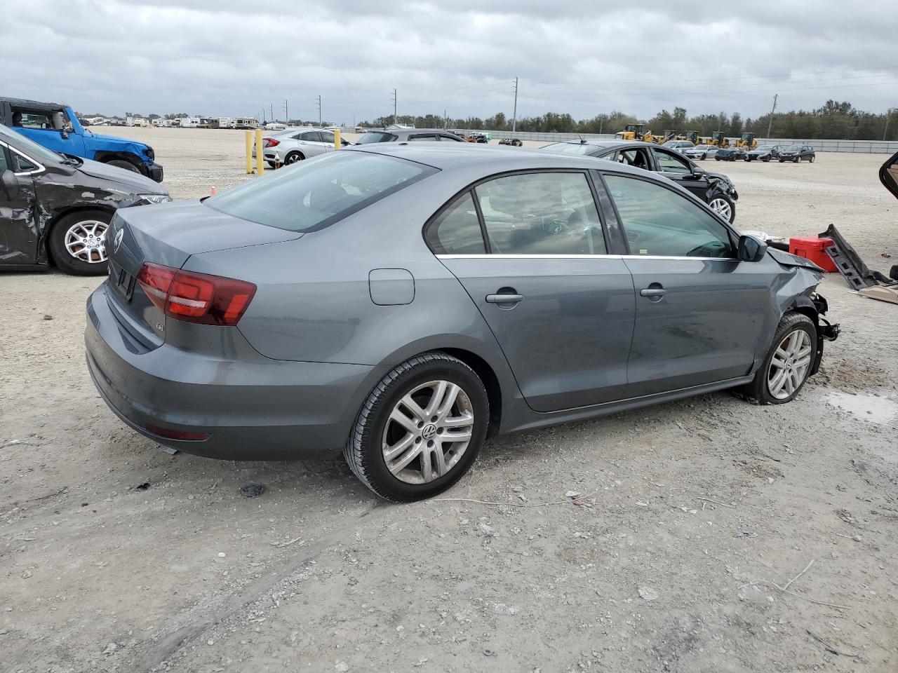 Изображение 3 2017 VOLKSWAGEN JETTA S 2017 с VIN 3VW2B7AJ8HM238834