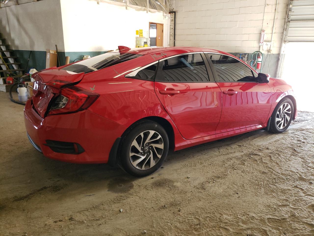 Изображение 3 2017 HONDA CIVIC EX 2017 с VIN 2HGFC2F77HH526846