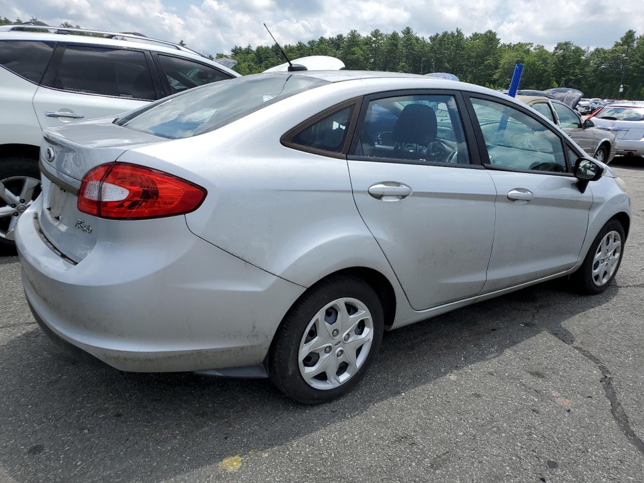 Изображение 3 2013 FORD FIESTA SE 2013 с VIN 3FADP4BJ7DM142235