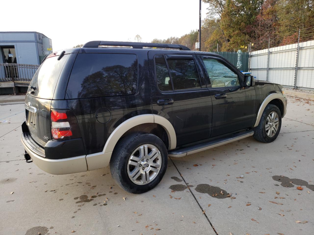 Image 3 of 2010 FORD EXPLORER EDDIE BAUER 2010 with VIN 1FMEU7E84AUA79244
