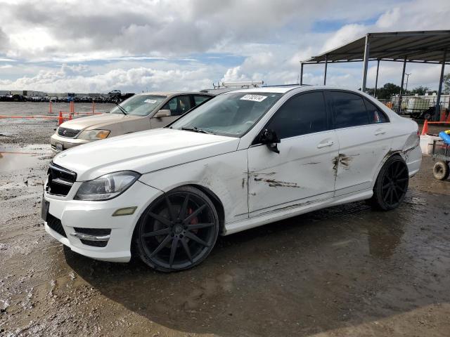 Image 1 of 2013 MERCEDES-BENZ C 300 4MATIC 2013 with VIN WDDGF8AB6DG077597