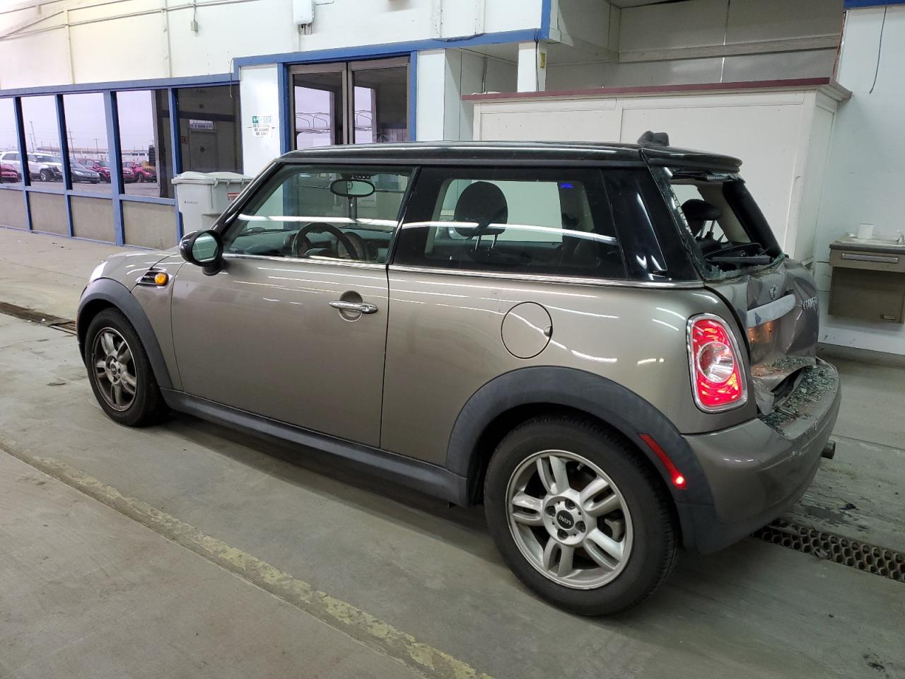 Obraz 2 z 2012 MINI COOPER  2012 z VIN WMWSU3C52CT540472