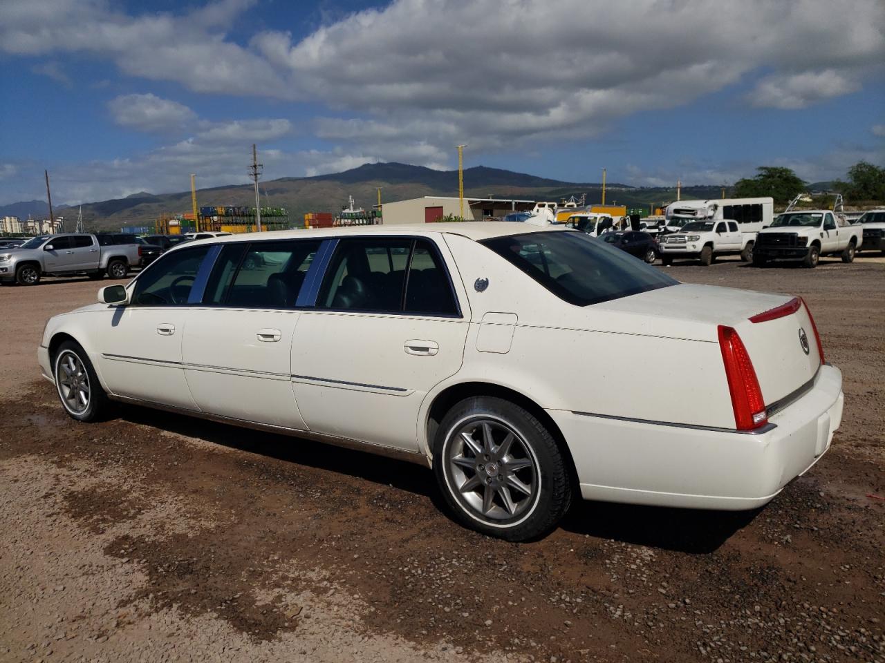Obraz 2 z 2011 CADILLAC PROFESSIONAL CHASSIS  2011 z VIN 1GE7K9C65BU600125