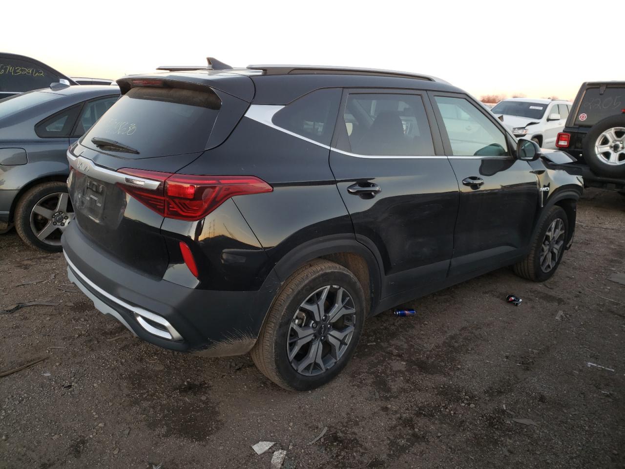 Изображение 3 2022 KIA SELTOS EX 2022 с VIN KNDERCAA4N7257830