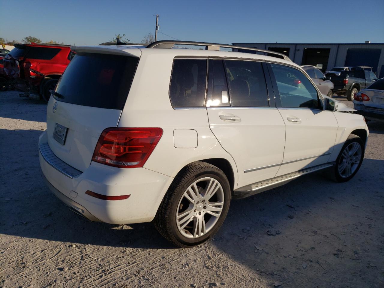 Image 3 of 2013 MERCEDES-BENZ GLK 350 2013 with VIN WDCGG5HB0DG037912