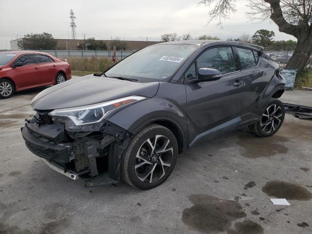Изображение 1 2019 TOYOTA C-HR XLE 2019 с VIN NMTKHMBX2KR075509