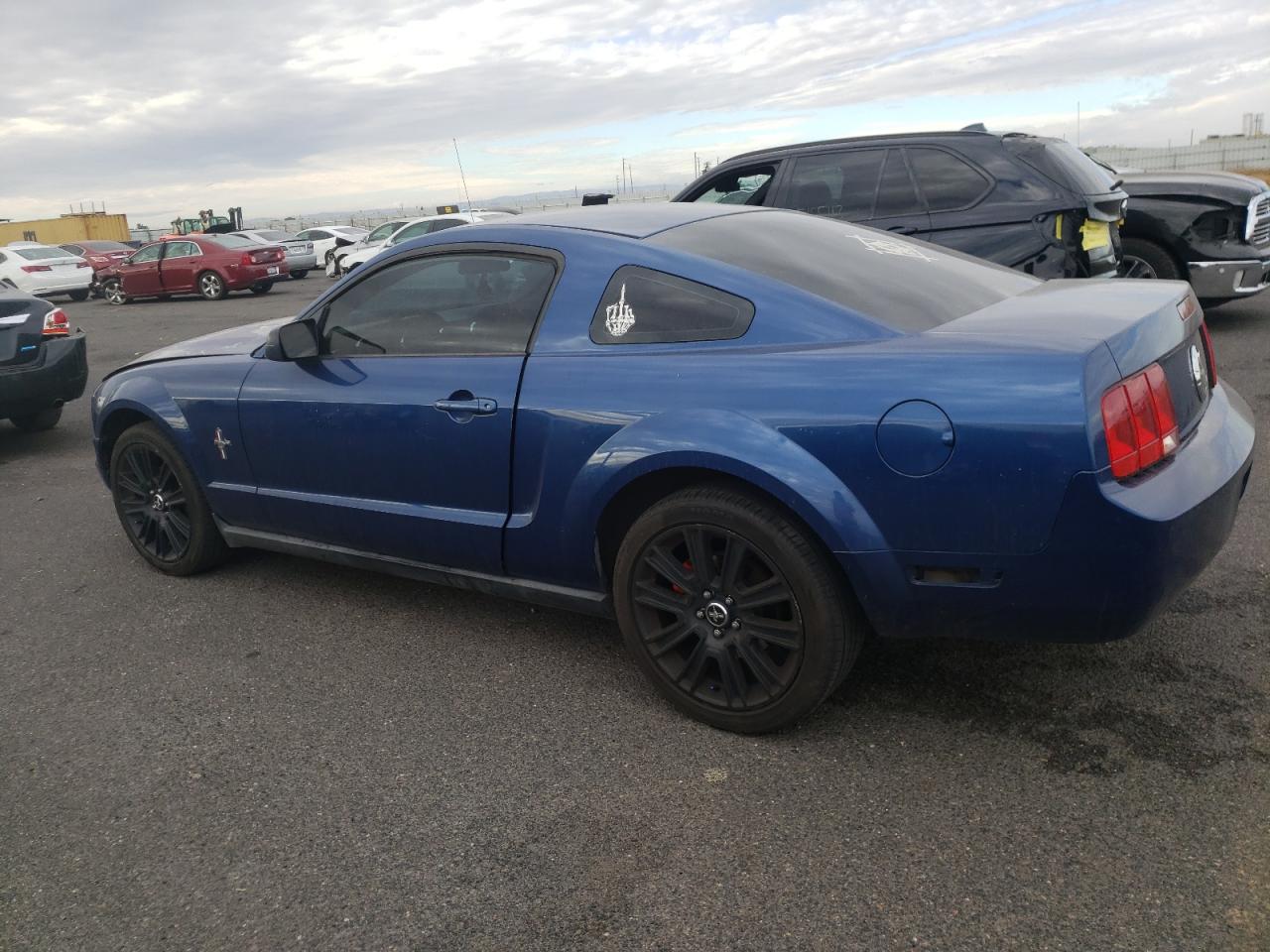 Image 2 of 2007 FORD MUSTANG  2007 with VIN 1ZVFT80N975284850