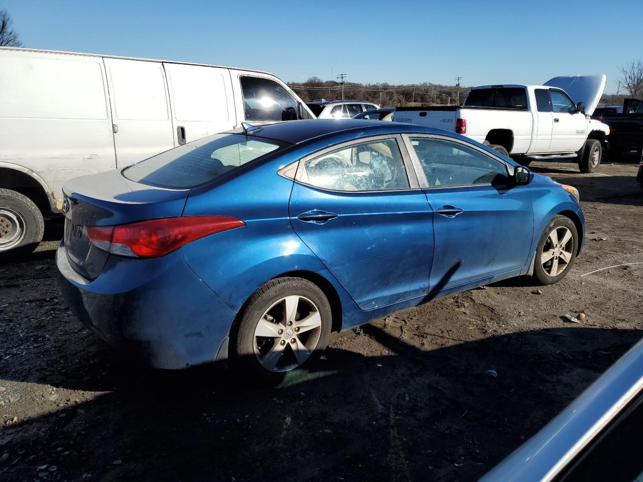 Obraz 3 z 2013 HYUNDAI ELANTRA GLS 2013 z VIN KMHDH4AE6DU956931